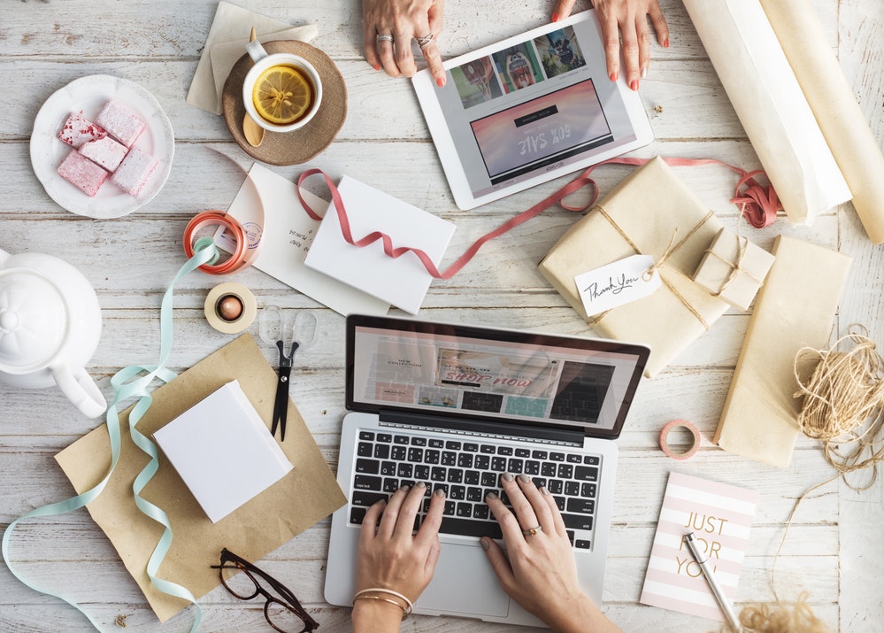 photo-1484557594760-42c1ac0c092e